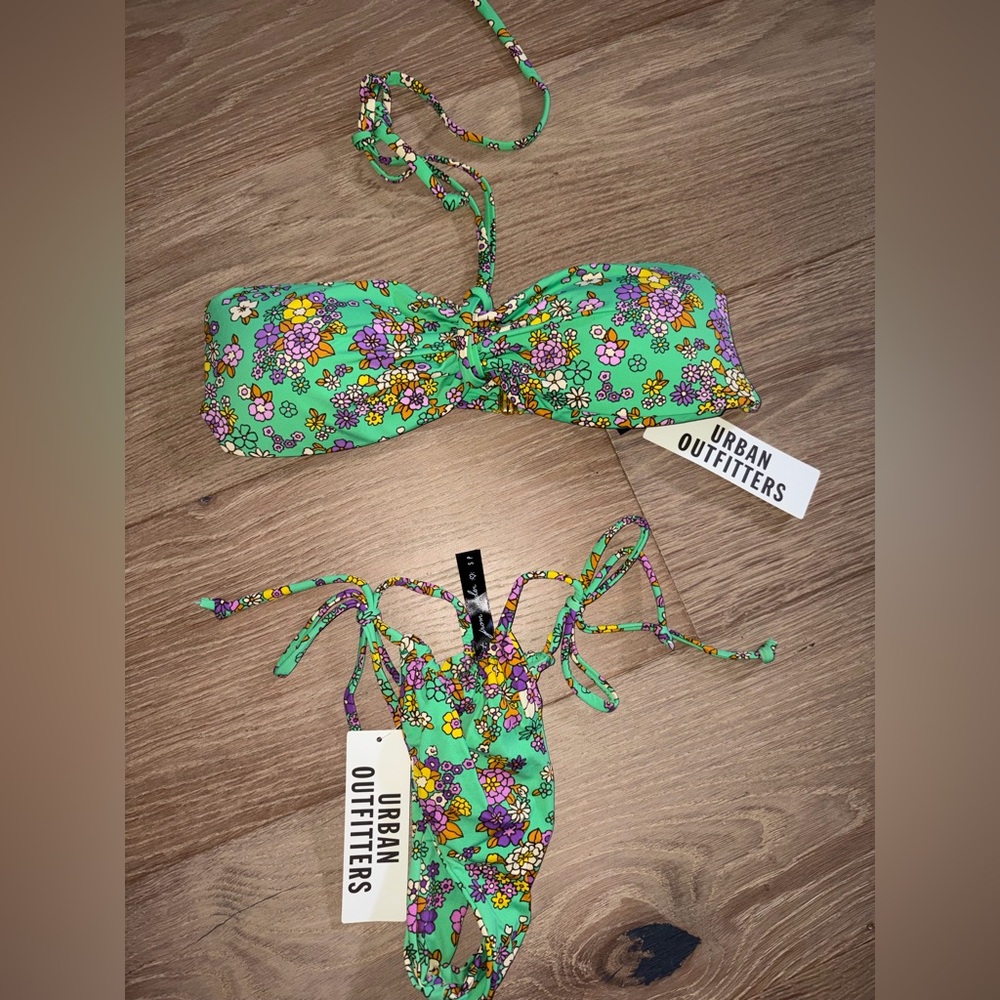 Brand new Urban Outfitters green floral bikini set Size S halter + thong